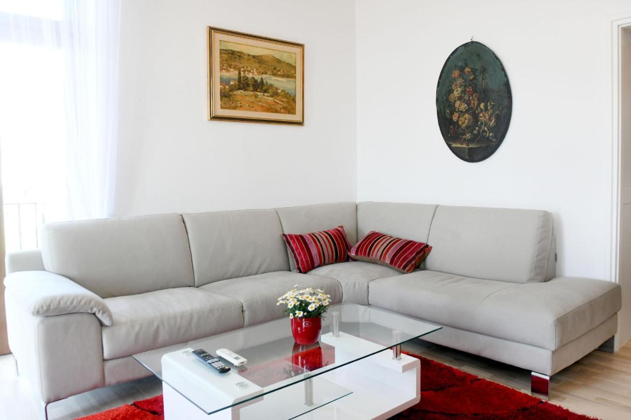 Divia Apartment Рієка Екстер'єр фото