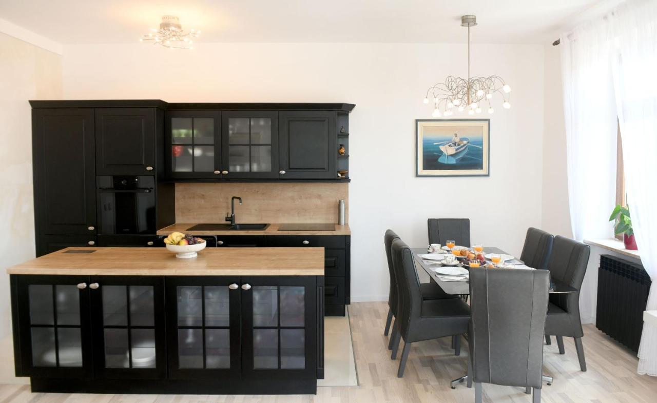 Divia Apartment Рієка Екстер'єр фото